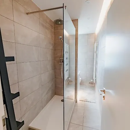 Moderne Ruhige 2-zimmer In